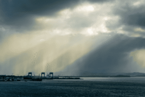 Storm winds on the port